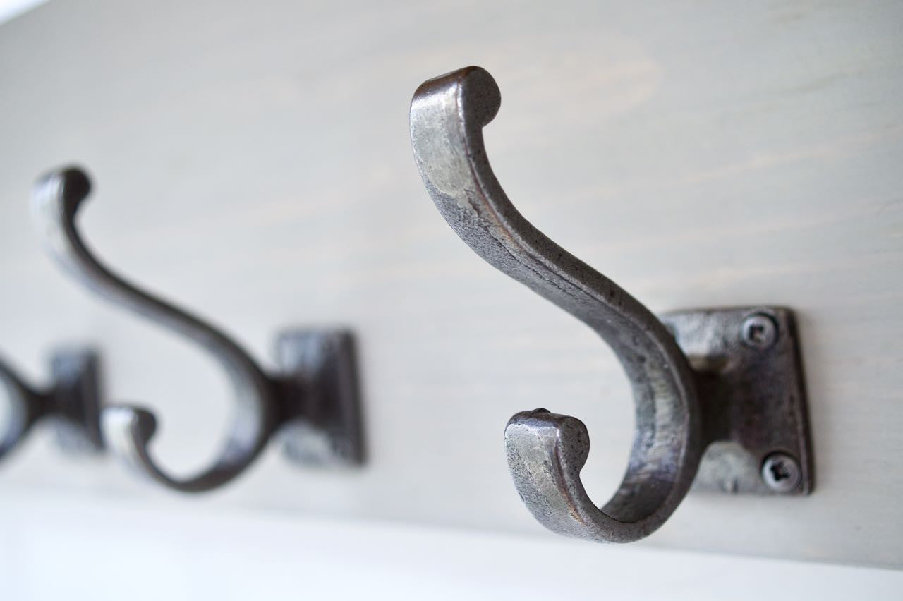 Farmhouse Style  Hat / Coat Rack Complete With Shelf and 4 Stylish Antique Cast Iron Hooks