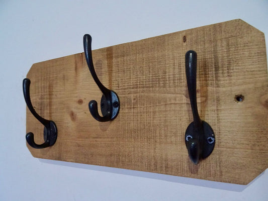 Entrance Hallway, Wash Room Coat Rack / Hat Rack / Towel Holder - 3 Cast Iron Hooks
