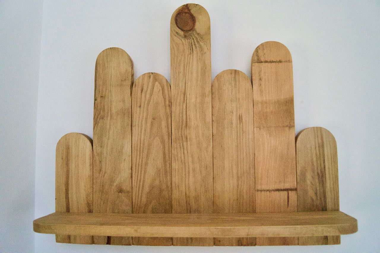 Shabby Chic Floating Shelf - Varying Height Reclaimed Pallet Planks