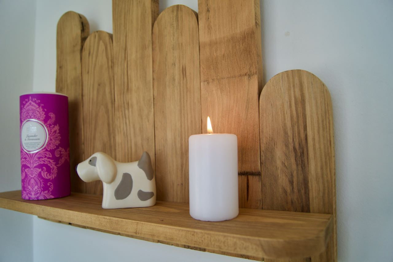 Shabby Chic Floating Shelf - Varying Height Reclaimed Pallet Planks