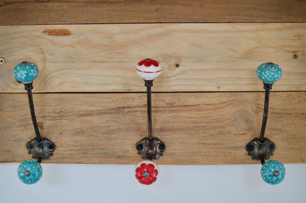 Reclaimed Pallet Shabby Chic Natural Coat Rack With Shelf