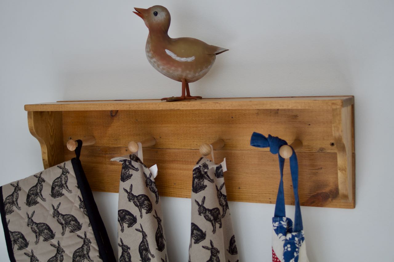 Farmhouse Style Wooden Kitchen Towel & Utensil Holder With Shelf & 4 Pegs