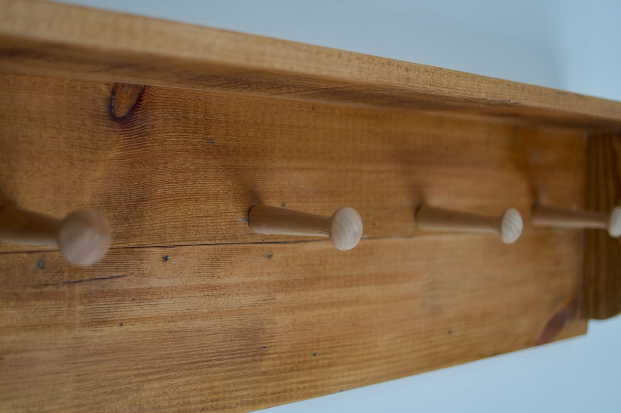 Farmhouse Style Wooden Kitchen Towel & Utensil Holder With Shelf & 4 Pegs