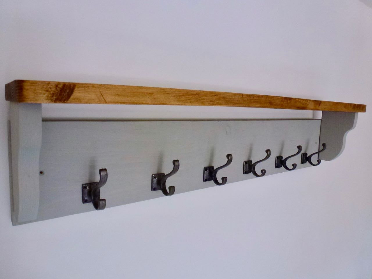 Farmhouse Style  Hat / Coat Rack Complete With Shelf and 6 Stylish Antique Cast Iron Hooks