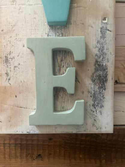 Wooden LOVE Sign | Shabby chic | Rustic | Gift | Christmas | Decor  | Home