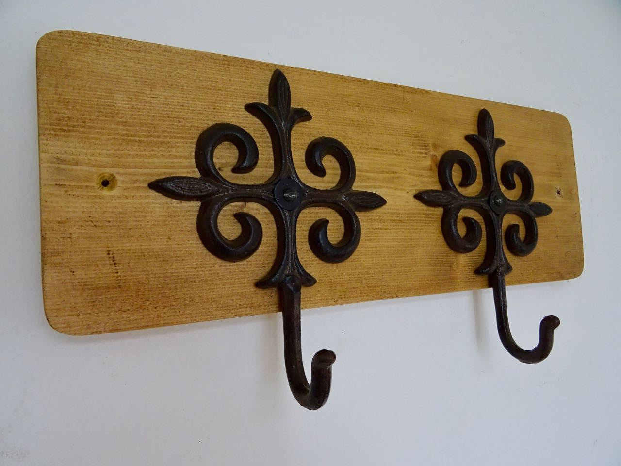 2 Hook Coat / Hat Rack