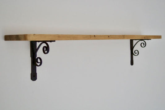 60cm Farmhouse Shelf with Black Brackets