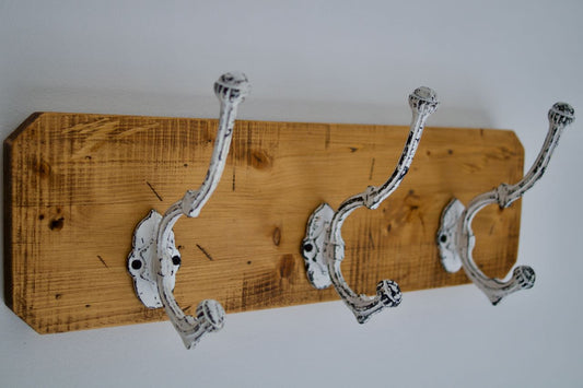 Farmhouse Shabby Chic Coat / Hat Rack - 3 White Heavy Rustic Hooks Entrance Hallway