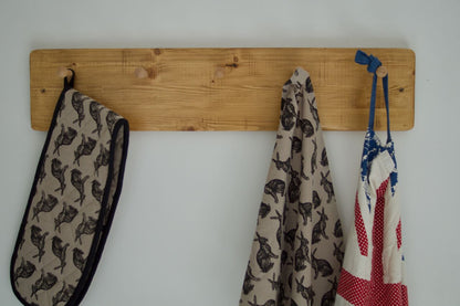 Farmhouse Style Wooden Kitchen Towel & Utensil Holder & 5 Pegs